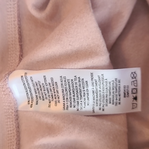 NWT Calvin Klein performance wear pants - Picture 6 of 6